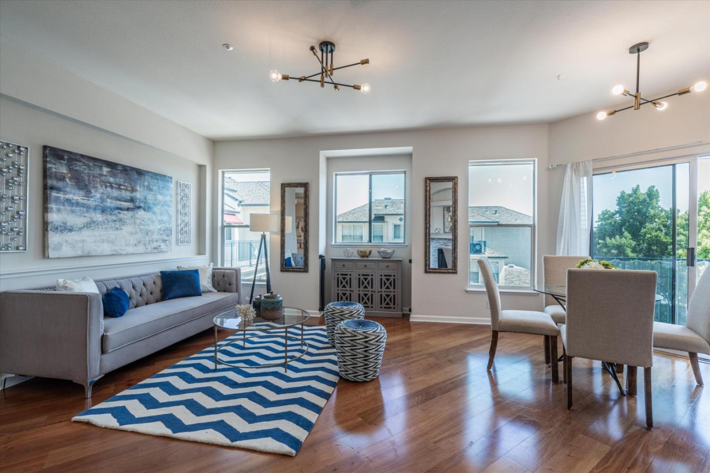 100 Baltic CIR 132