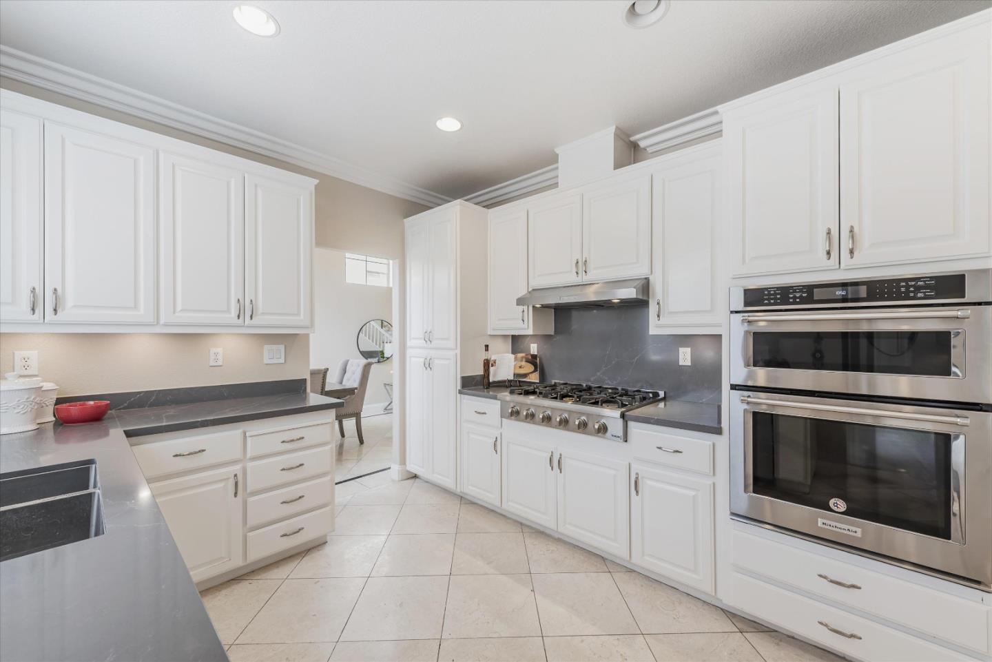 374 Huckleberry DR