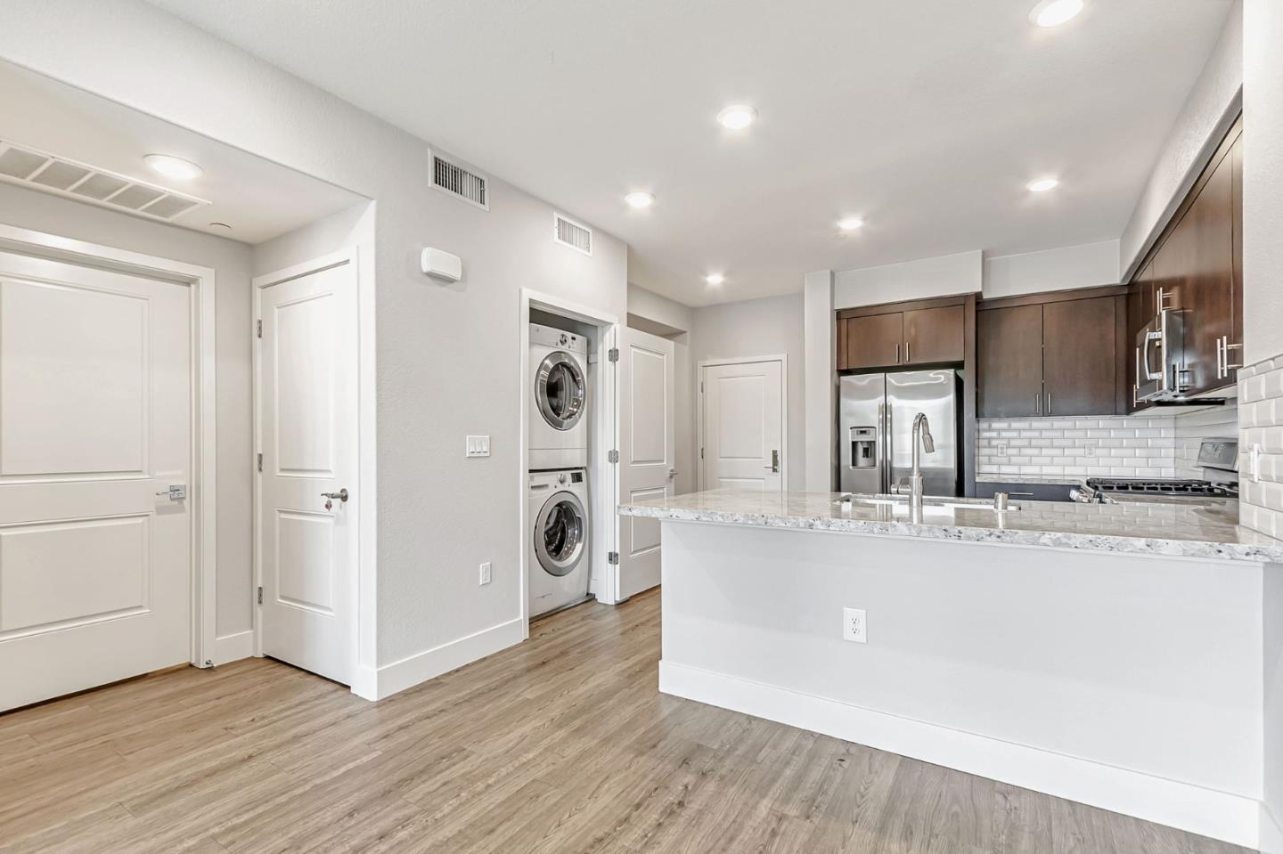 5951 Sunstone DR 315