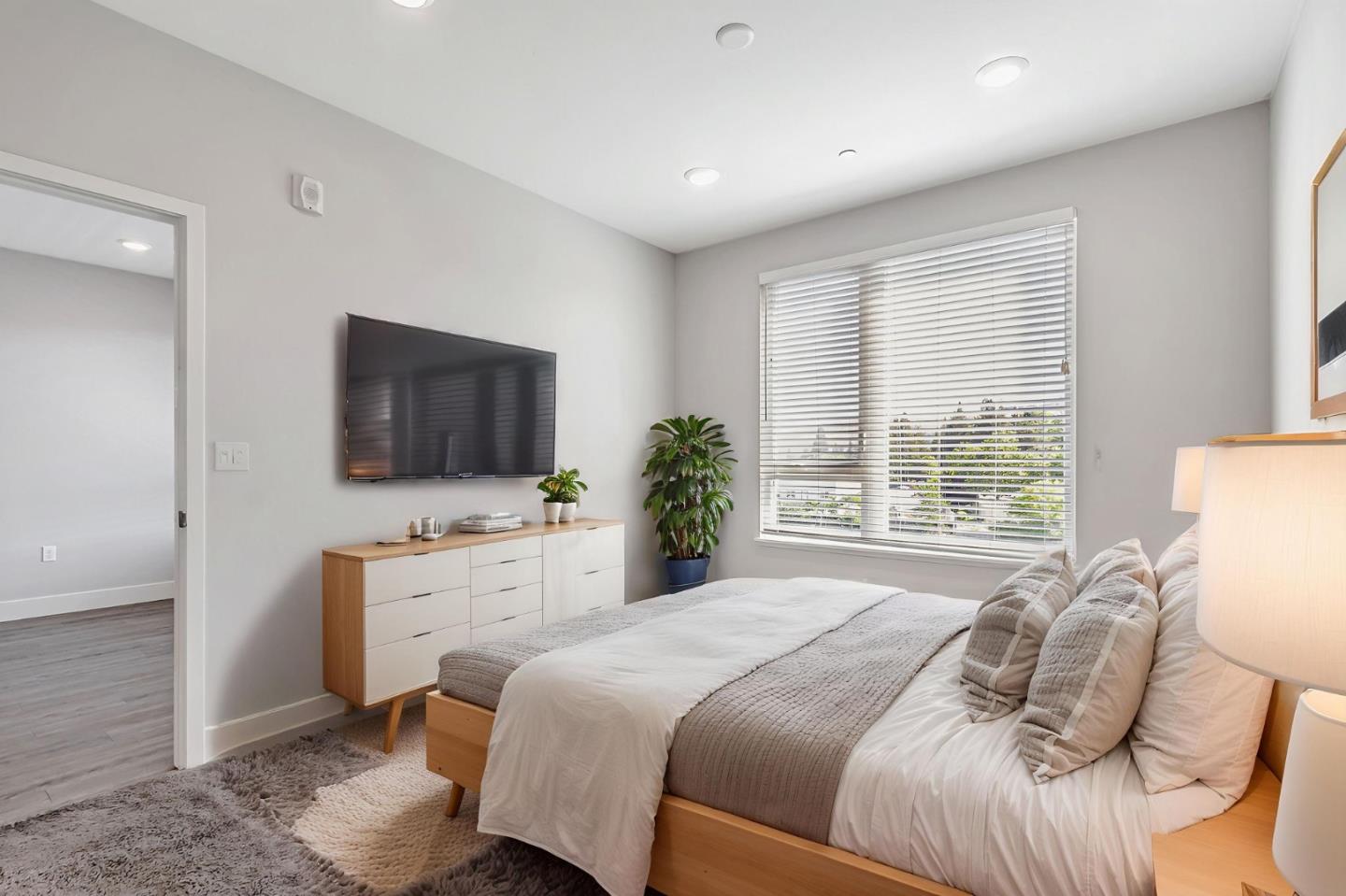 5951 Sunstone DR 315