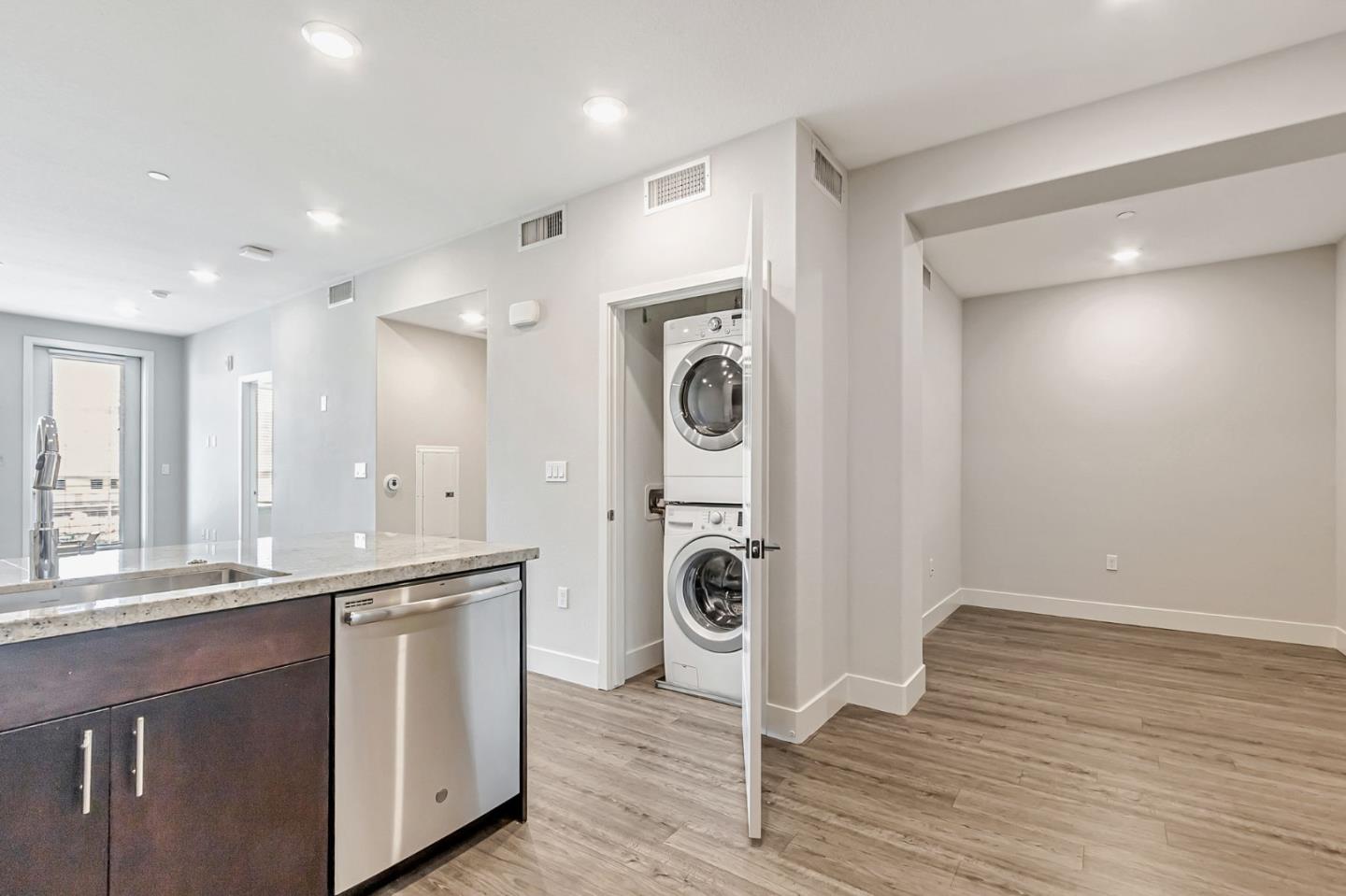 5951 Sunstone DR 315