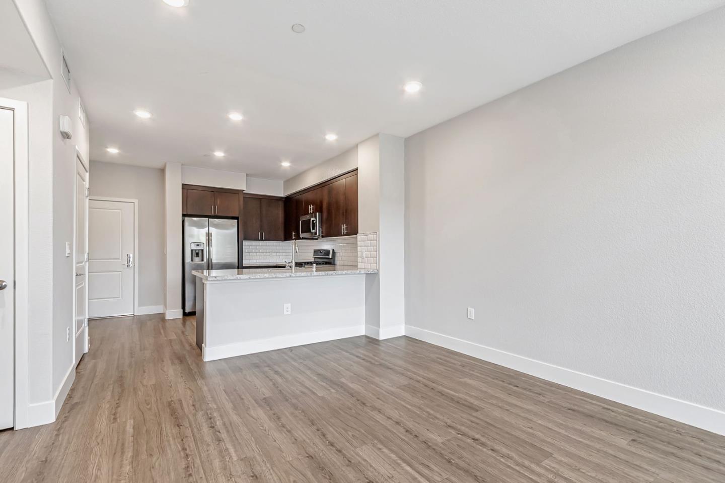 5951 Sunstone DR 315
