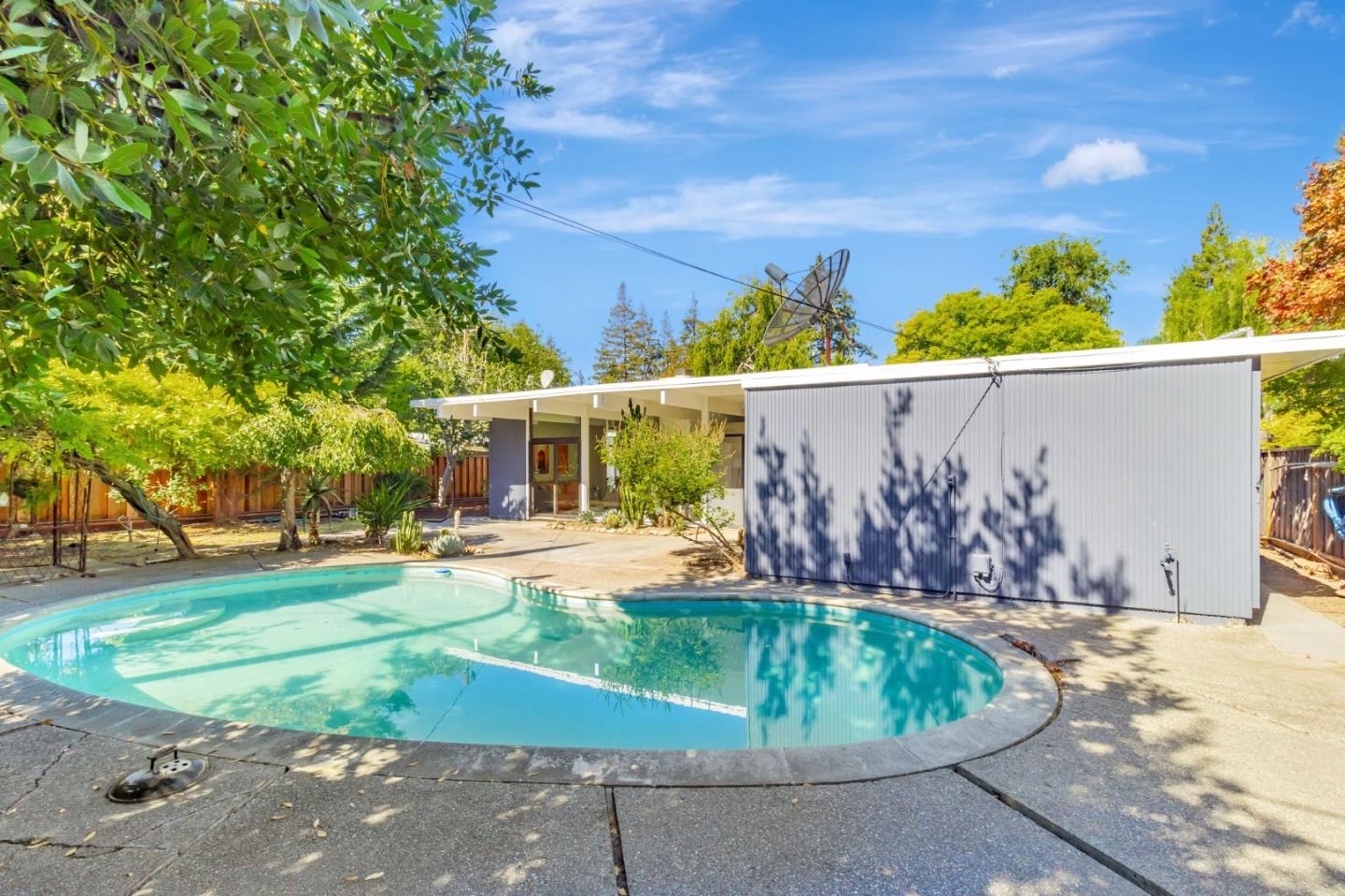 418 Ferne Avenue