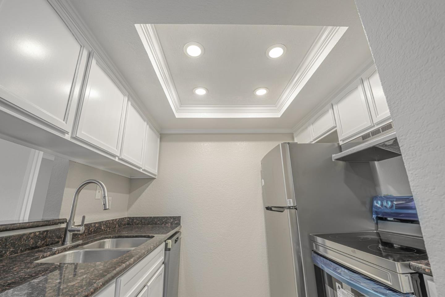 1553 PYRENEES Avenue 35