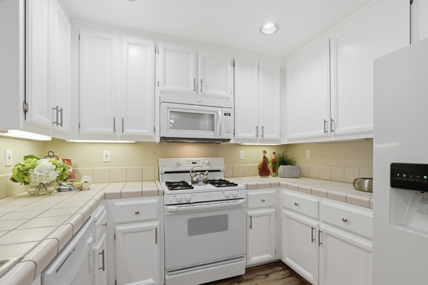 1237 Altissimo Place