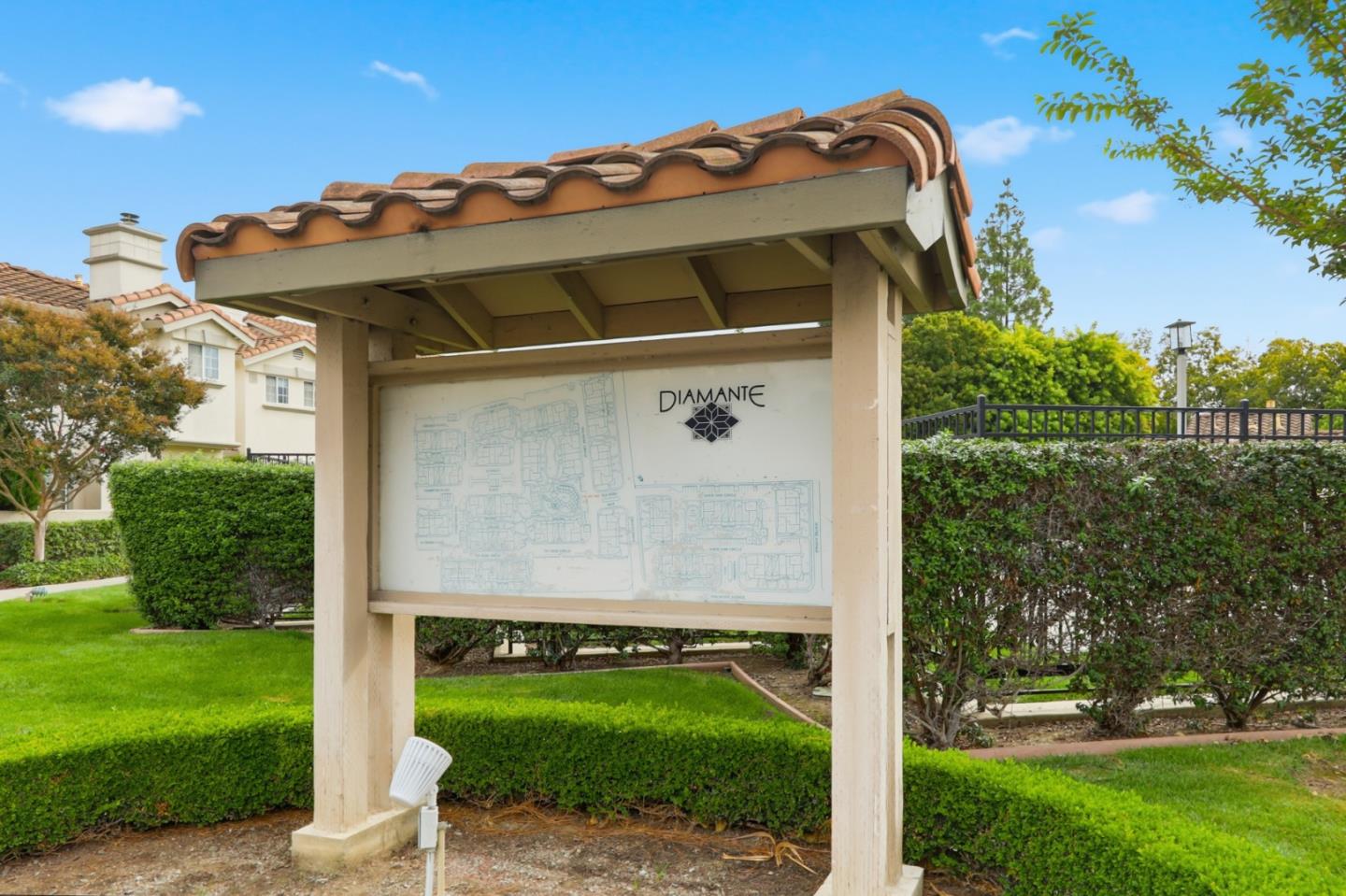 1237 Altissimo Place