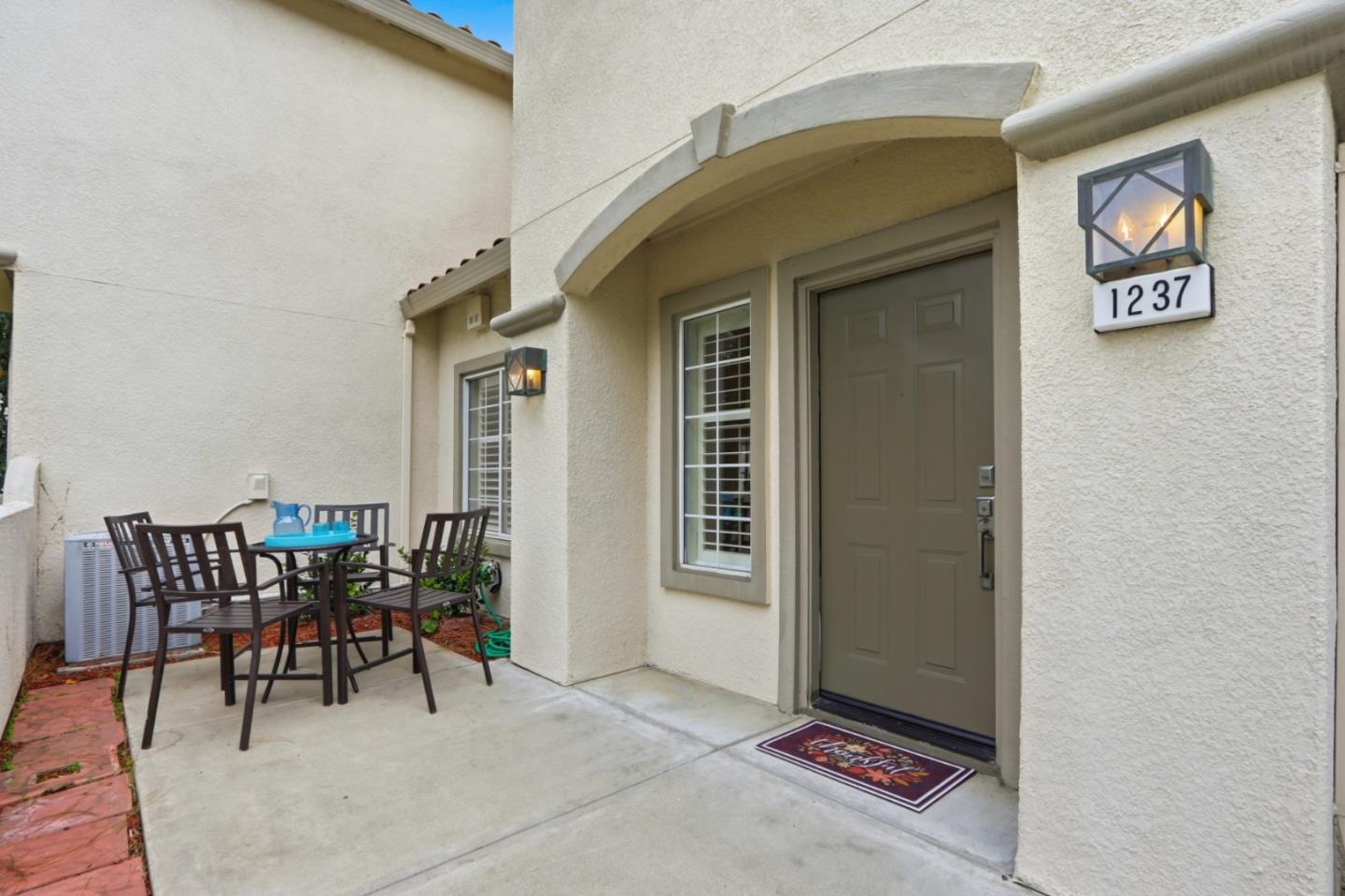 1237 Altissimo Place