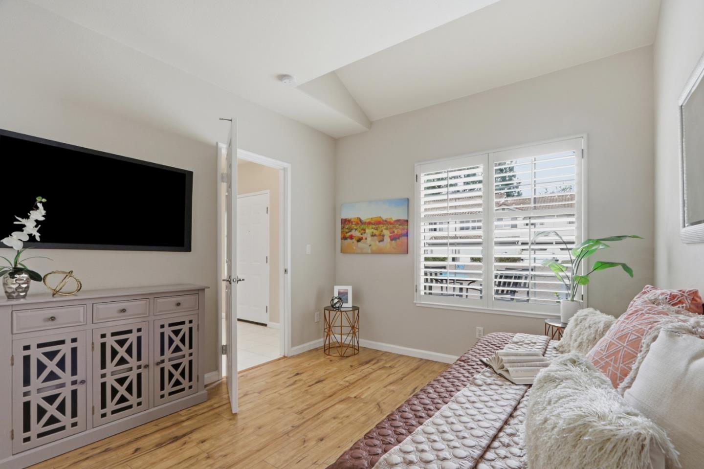 1237 Altissimo Place