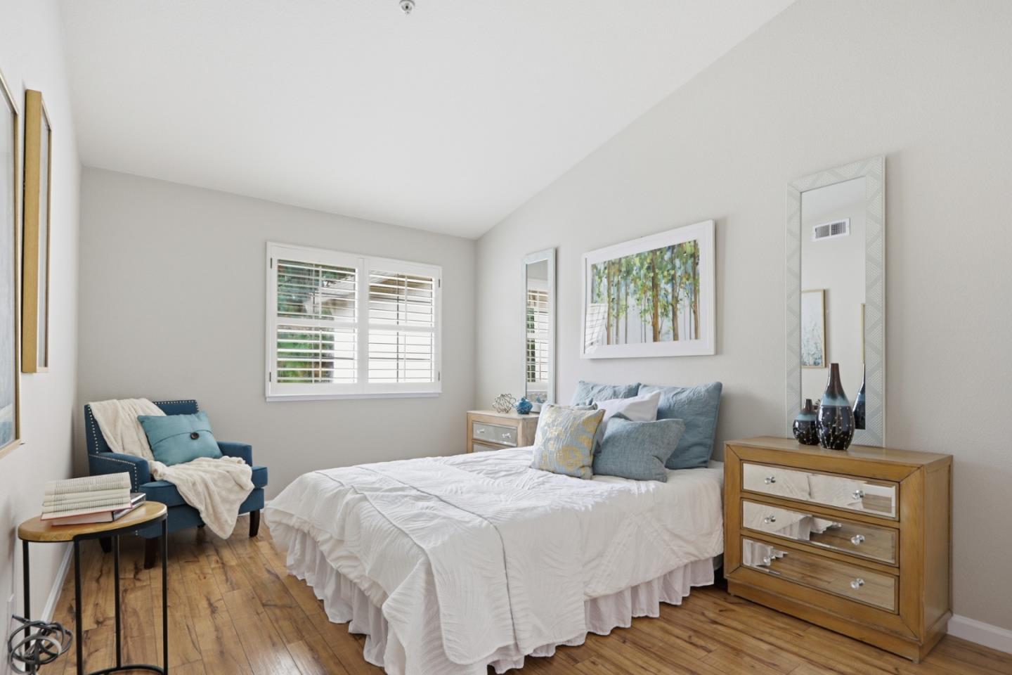 1237 Altissimo Place