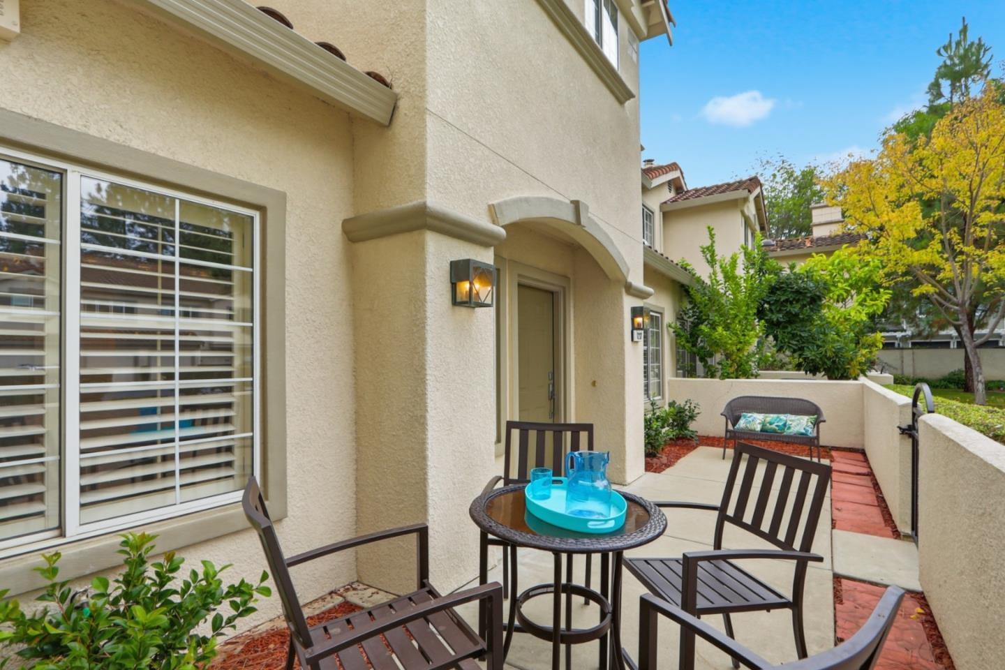 1237 Altissimo Place