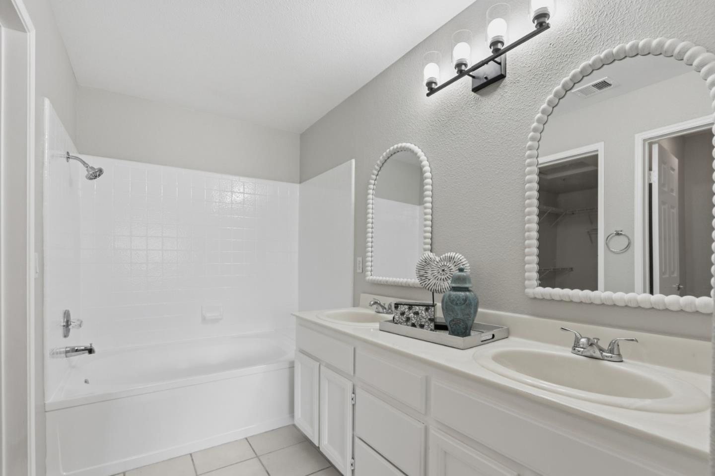 1237 Altissimo Place