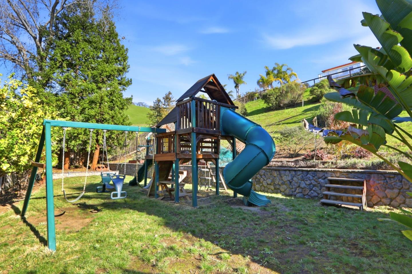 6352 Running Springs Road