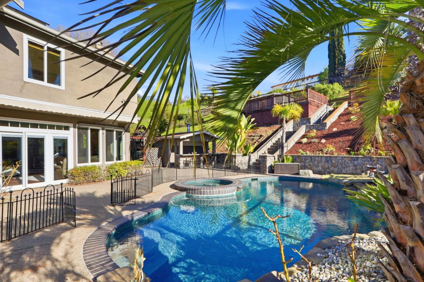 6352 Running Springs Road