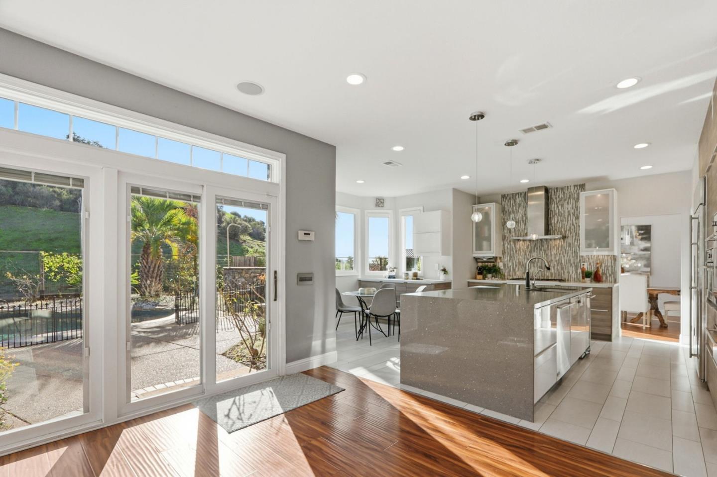 6352 Running Springs Road