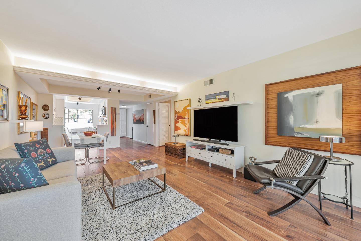 5351 Cribari Dell