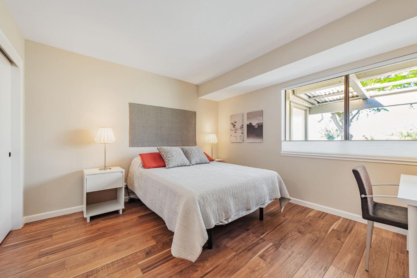5351 Cribari Dell