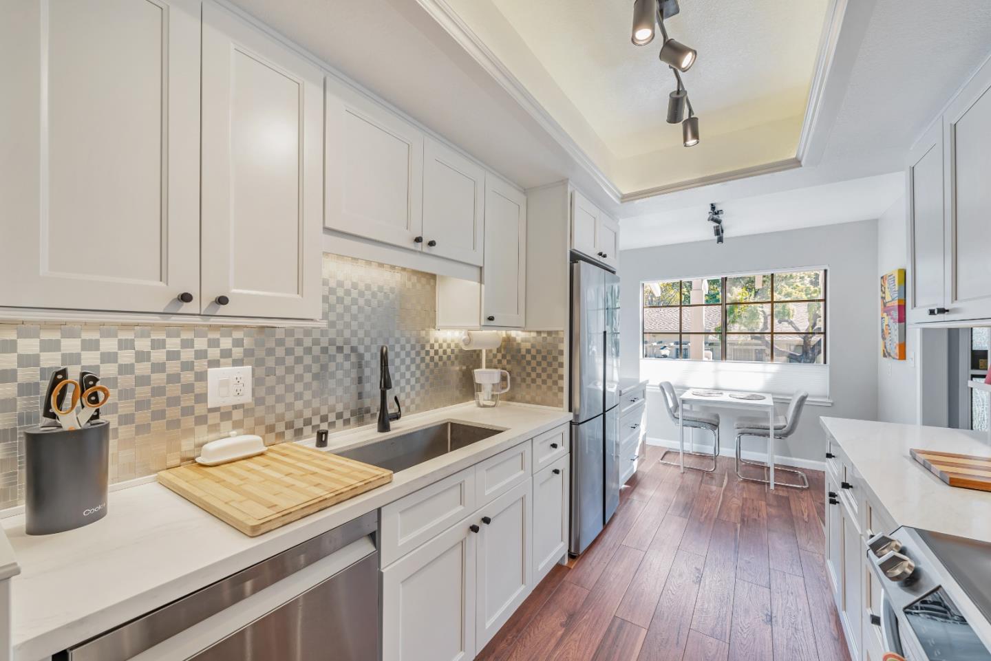 5351 Cribari Dell