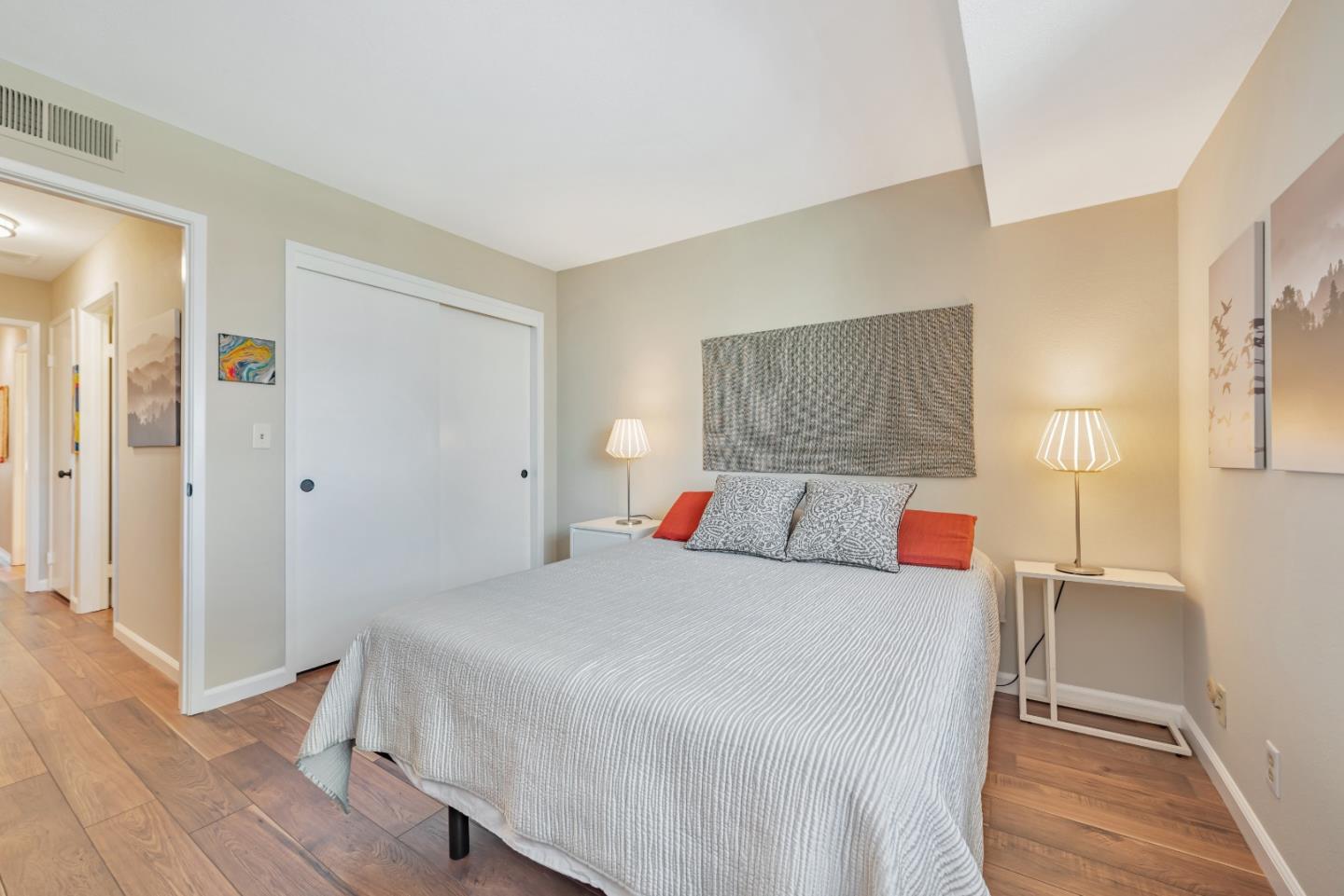 5351 Cribari Dell