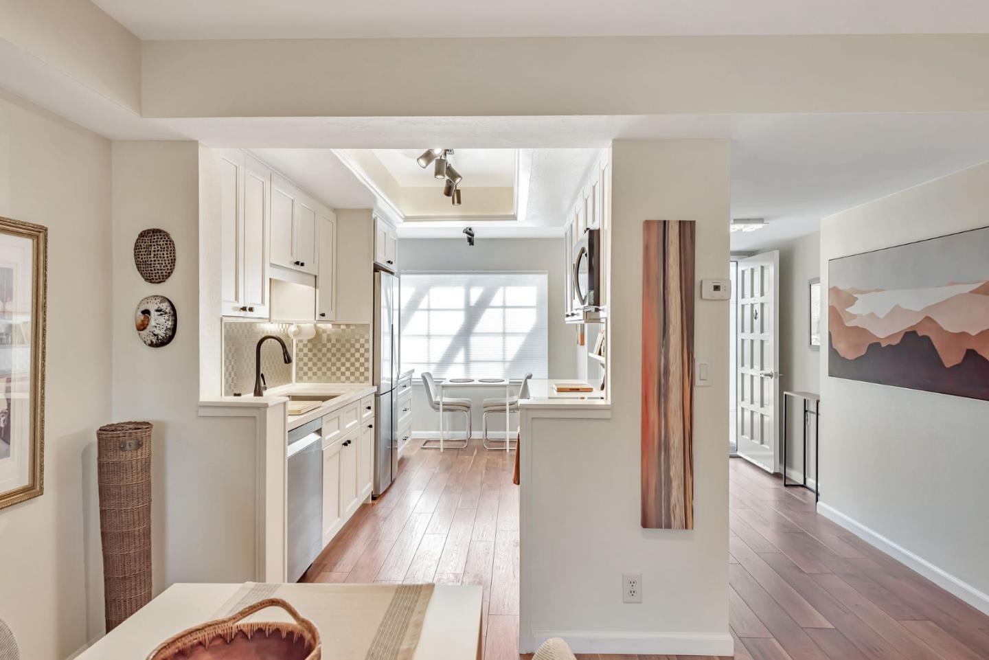 5351 Cribari Dell