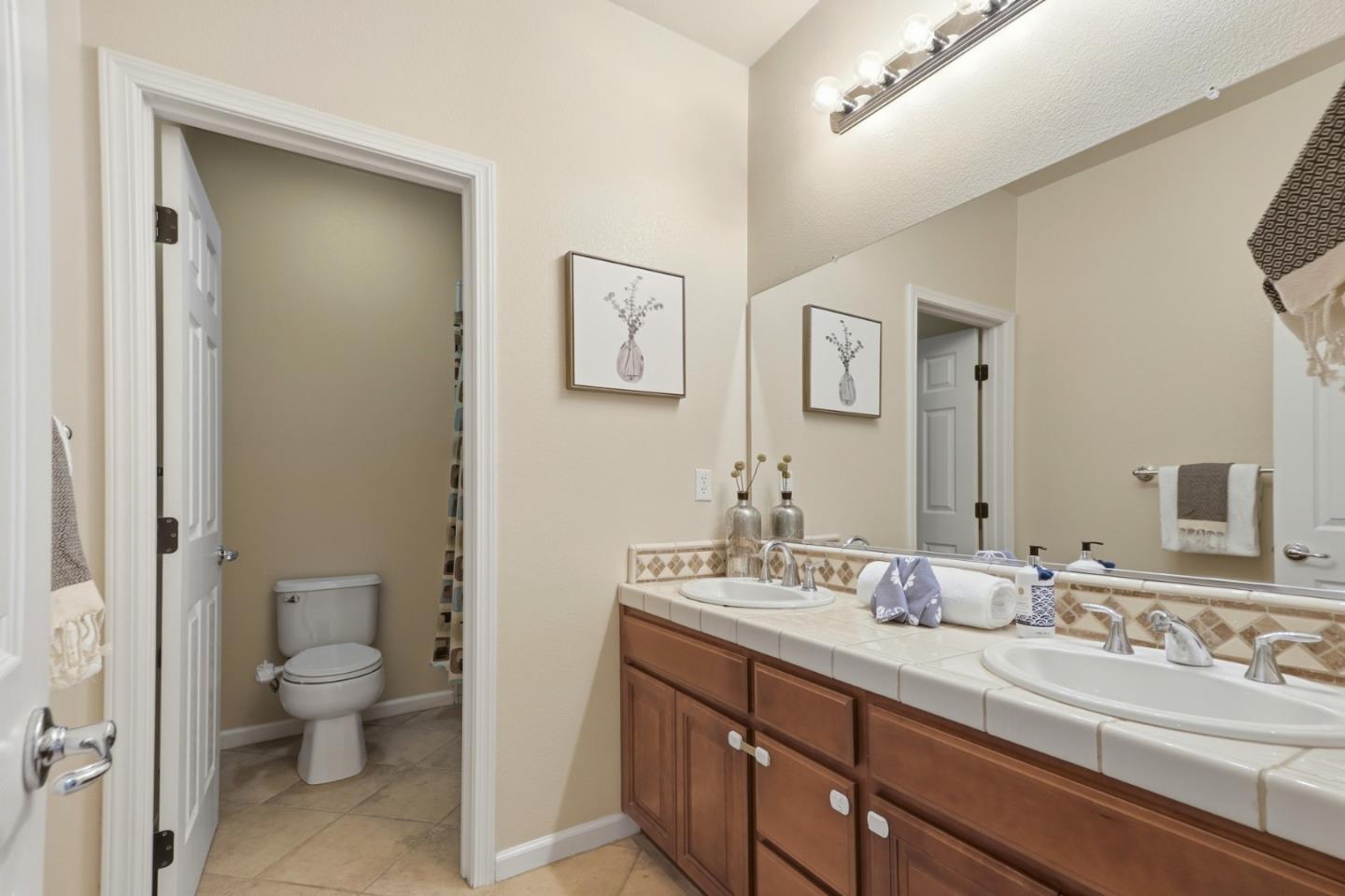 1382 Trailside Lane