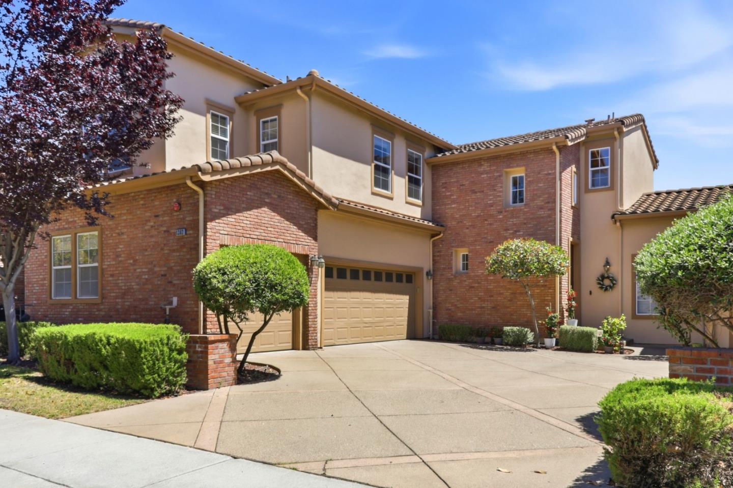 1382 Trailside Lane