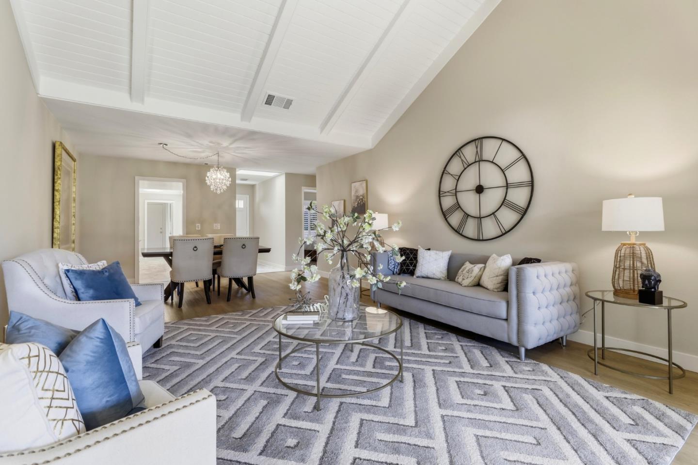6131 Montgomery CT