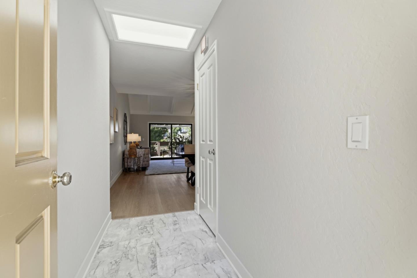 6131 Montgomery CT