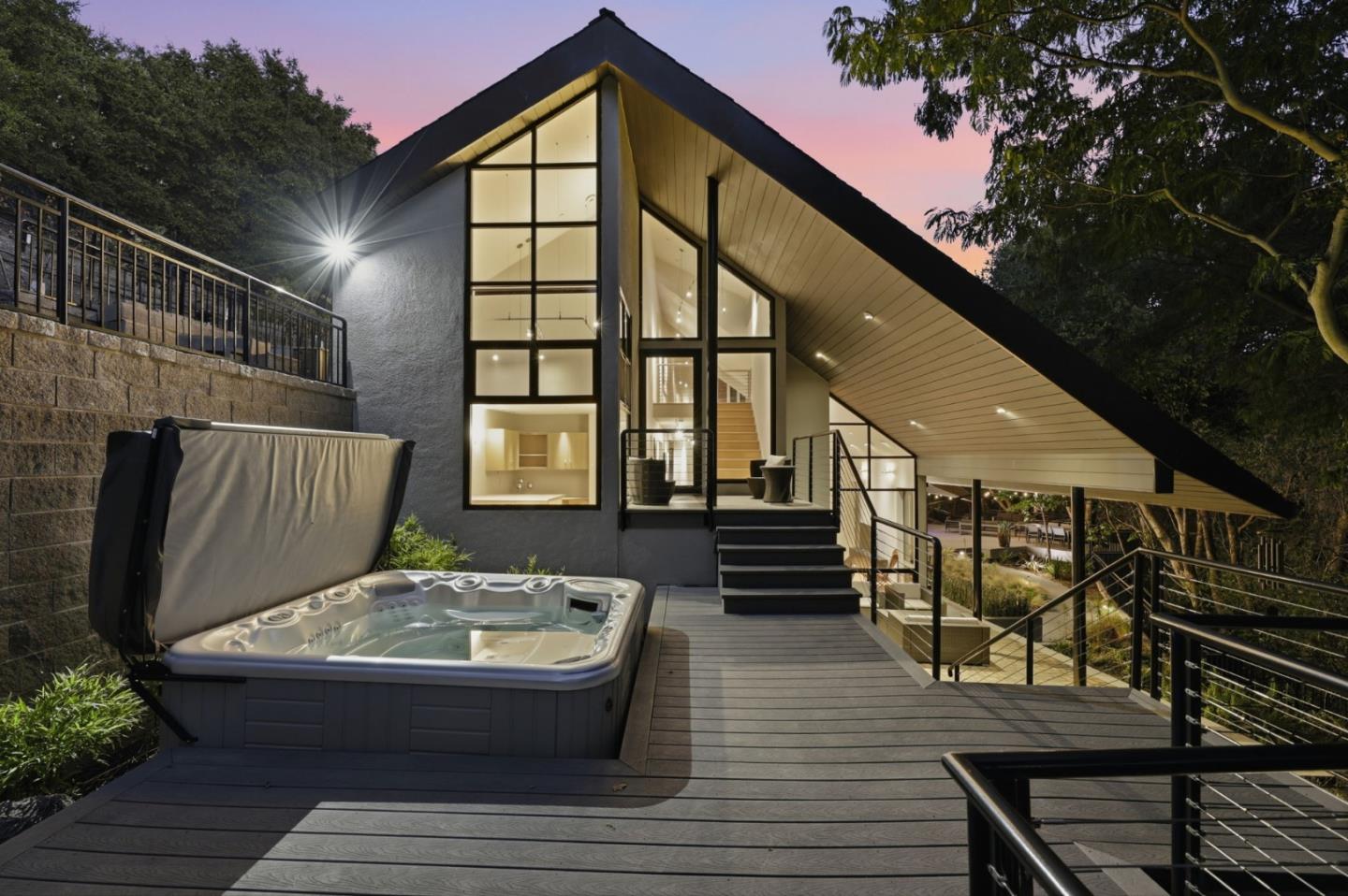 217 Mistletoe RD