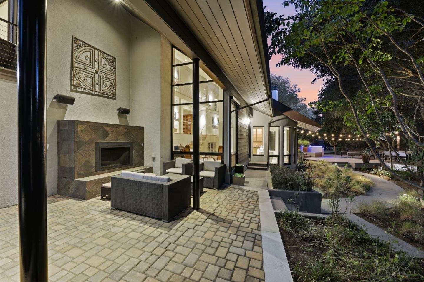 217 Mistletoe RD