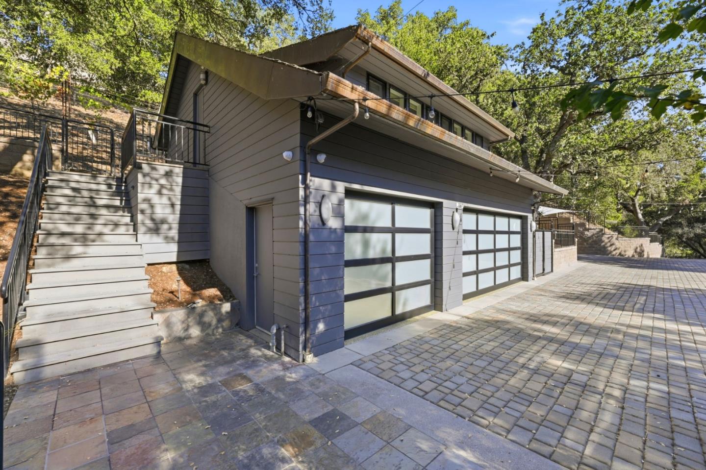 217 Mistletoe RD