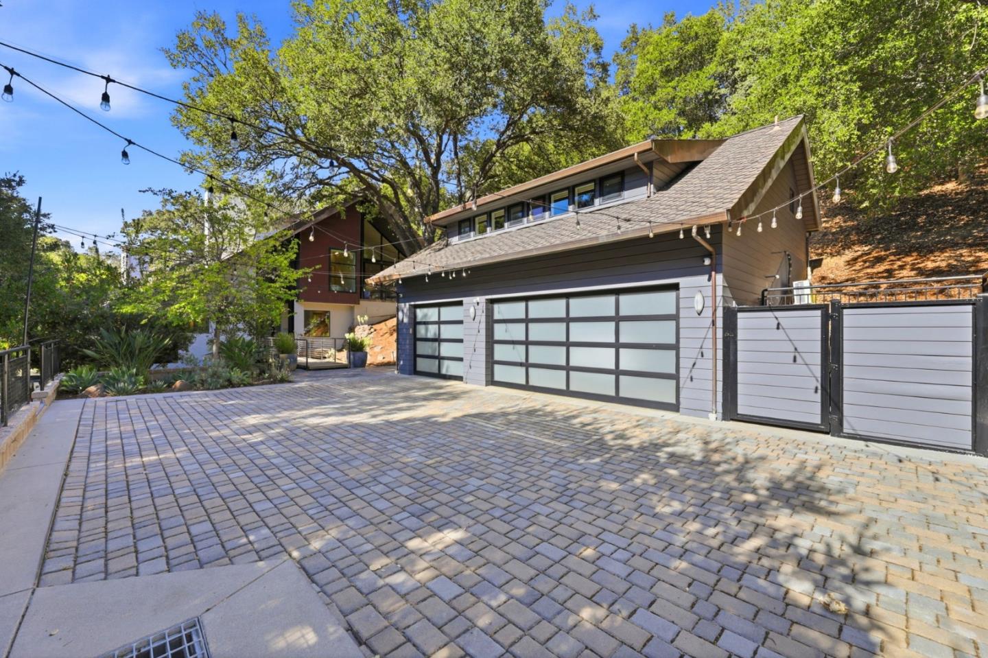 217 Mistletoe RD