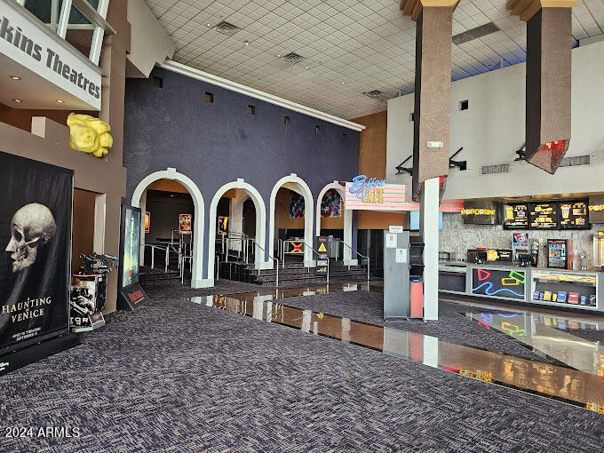 10810-12 N 71st Place