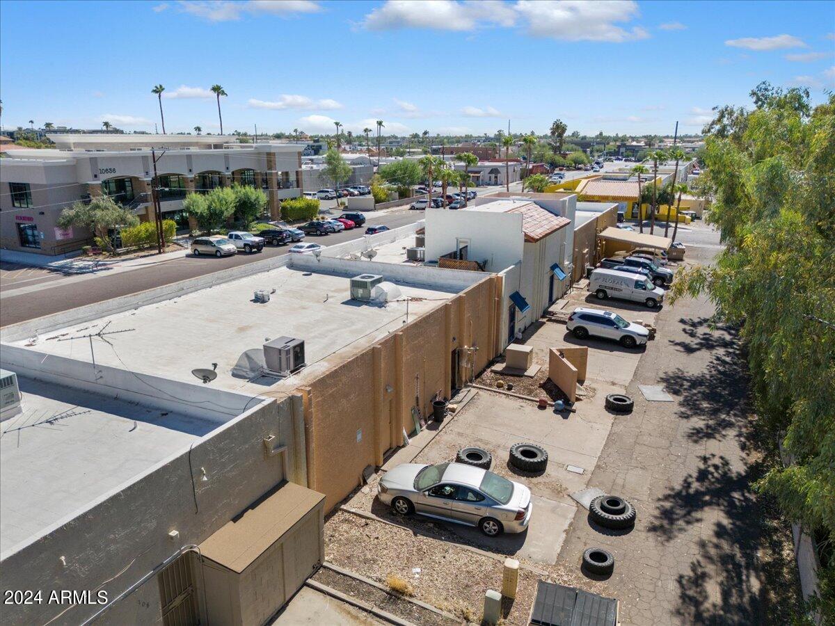 10810-12 N 71st Place