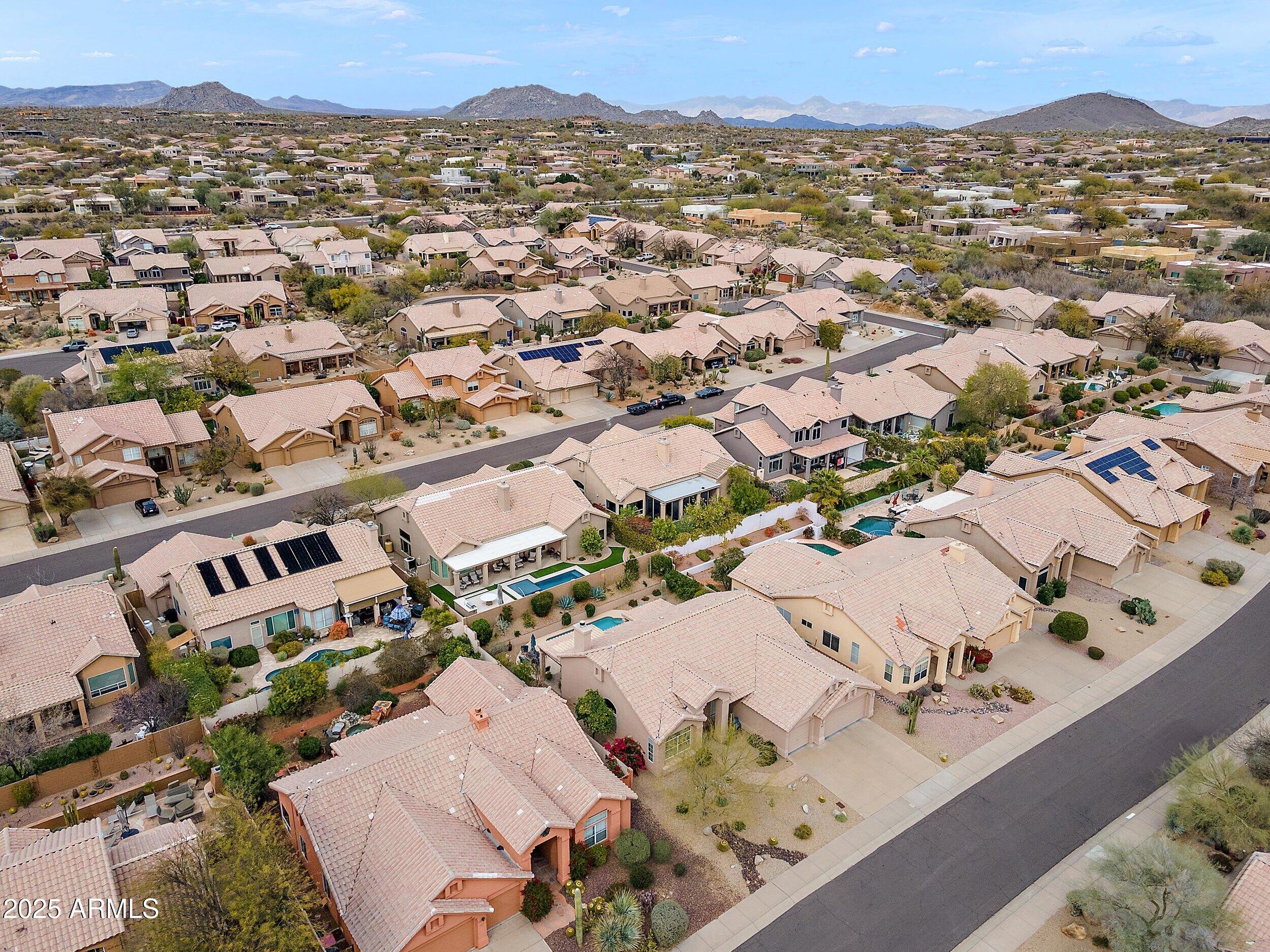 11136 E GREYTHORN Drive