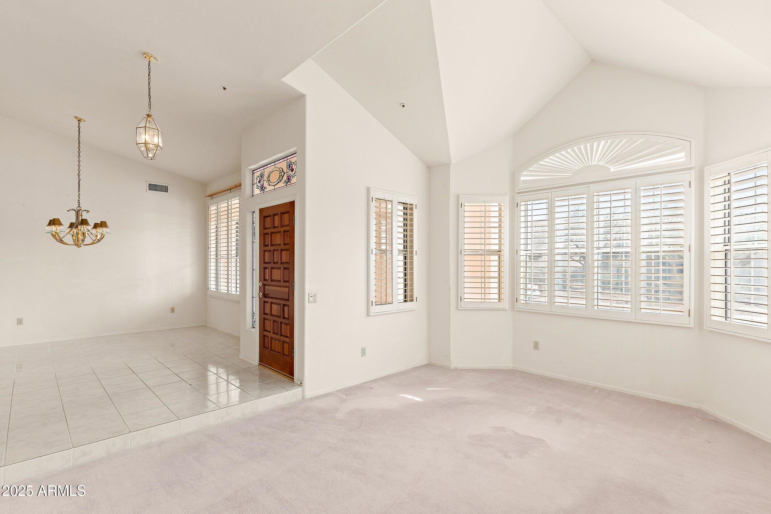 11136 E GREYTHORN Drive