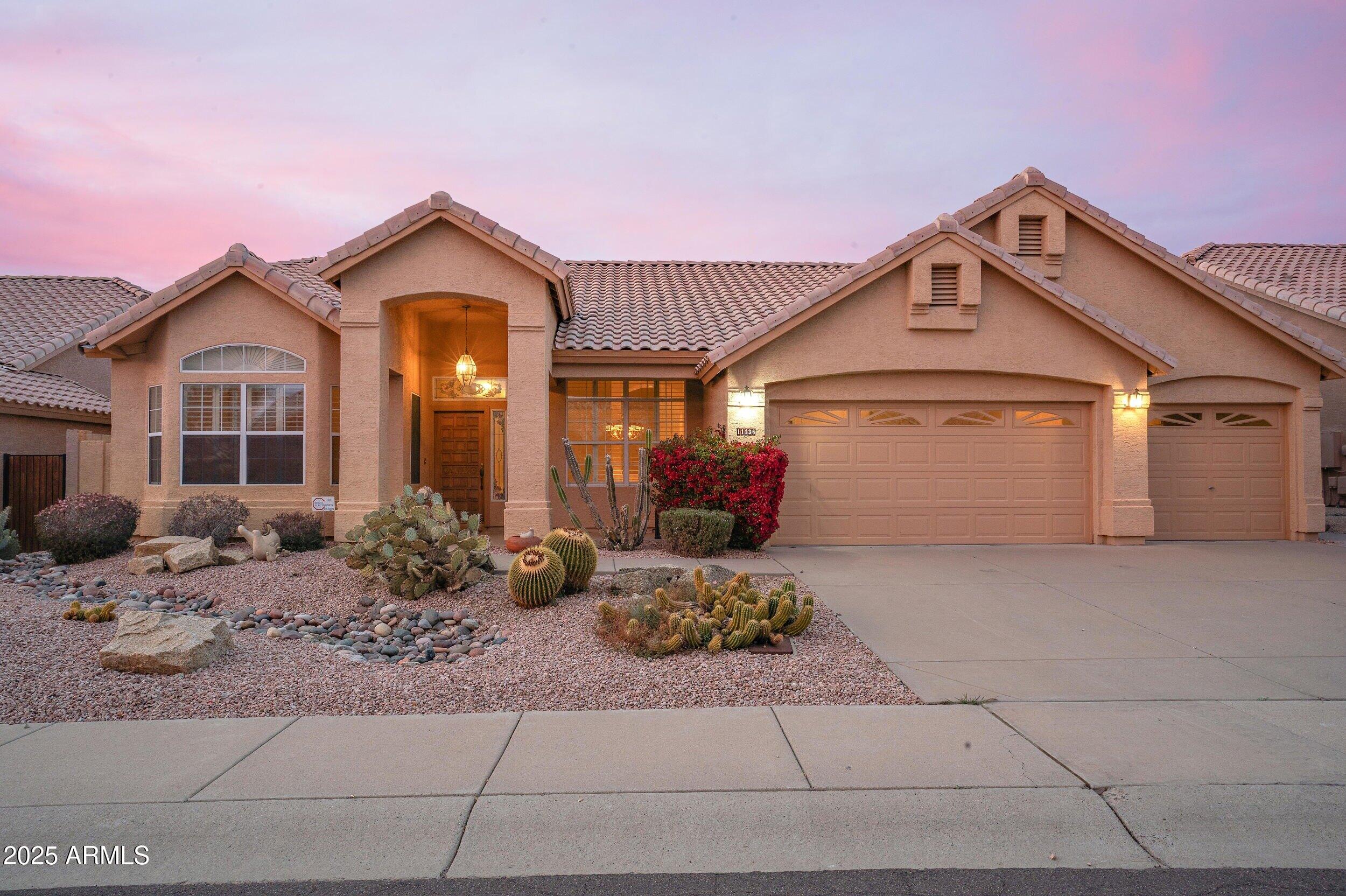 11136 E GREYTHORN Drive