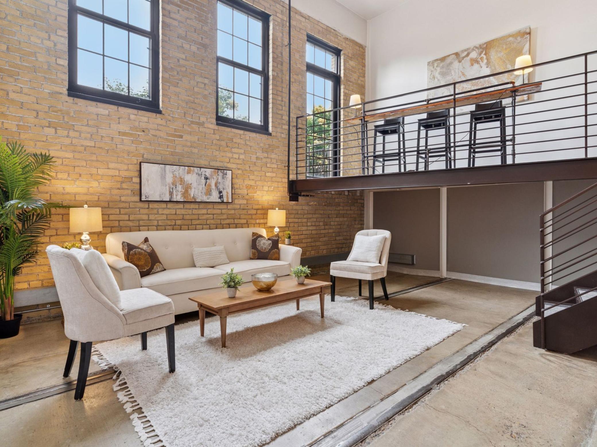 730 Stinson Boulevard Unit: 106