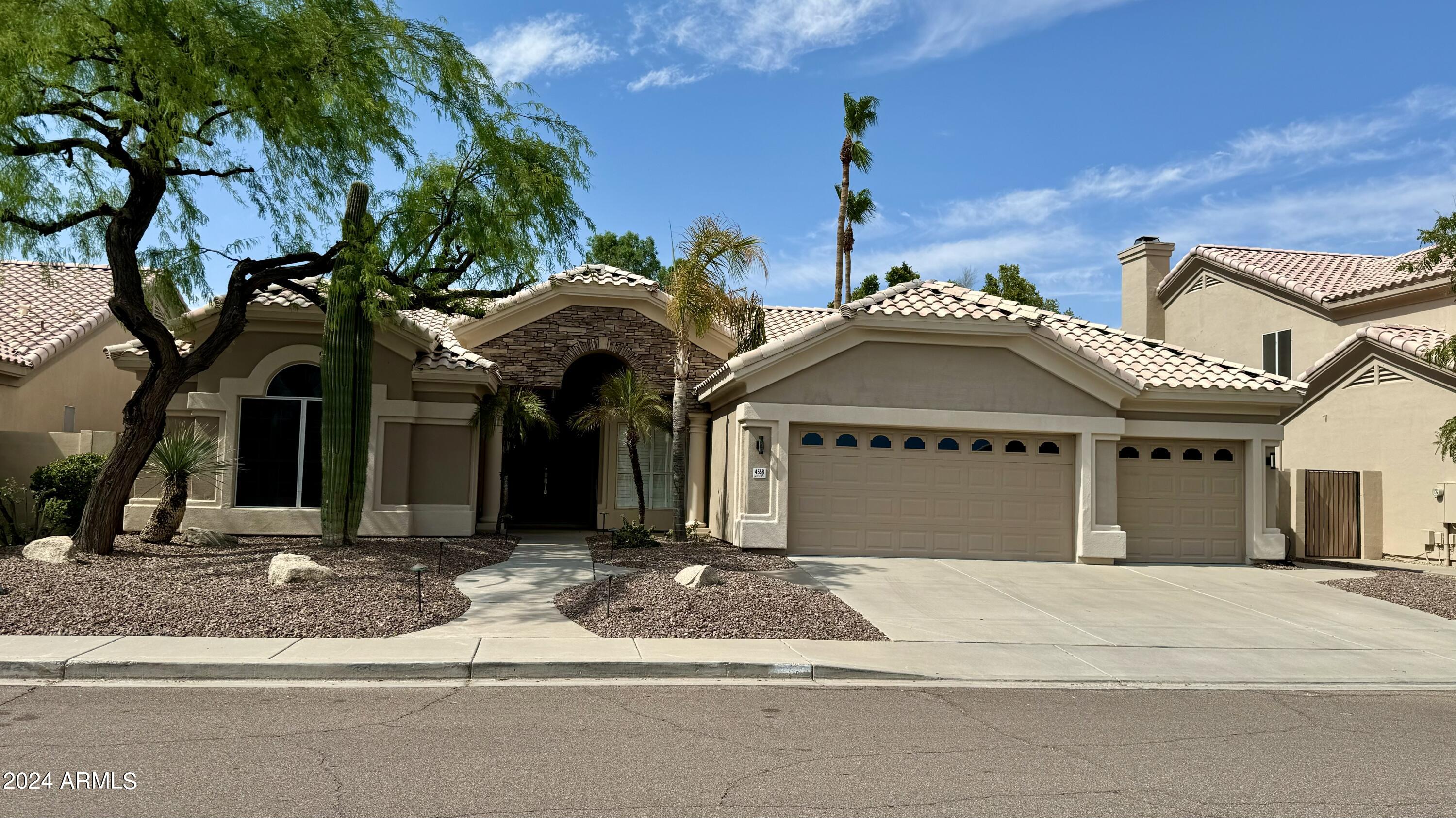 4558 E Chuckwalla Canyon