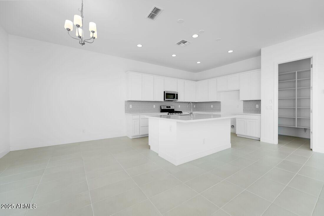 38028 N BRIDLEWOOD Lane