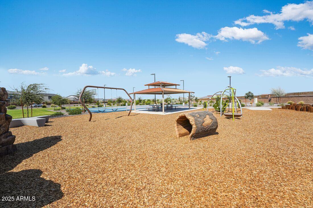 38028 N BRIDLEWOOD Lane