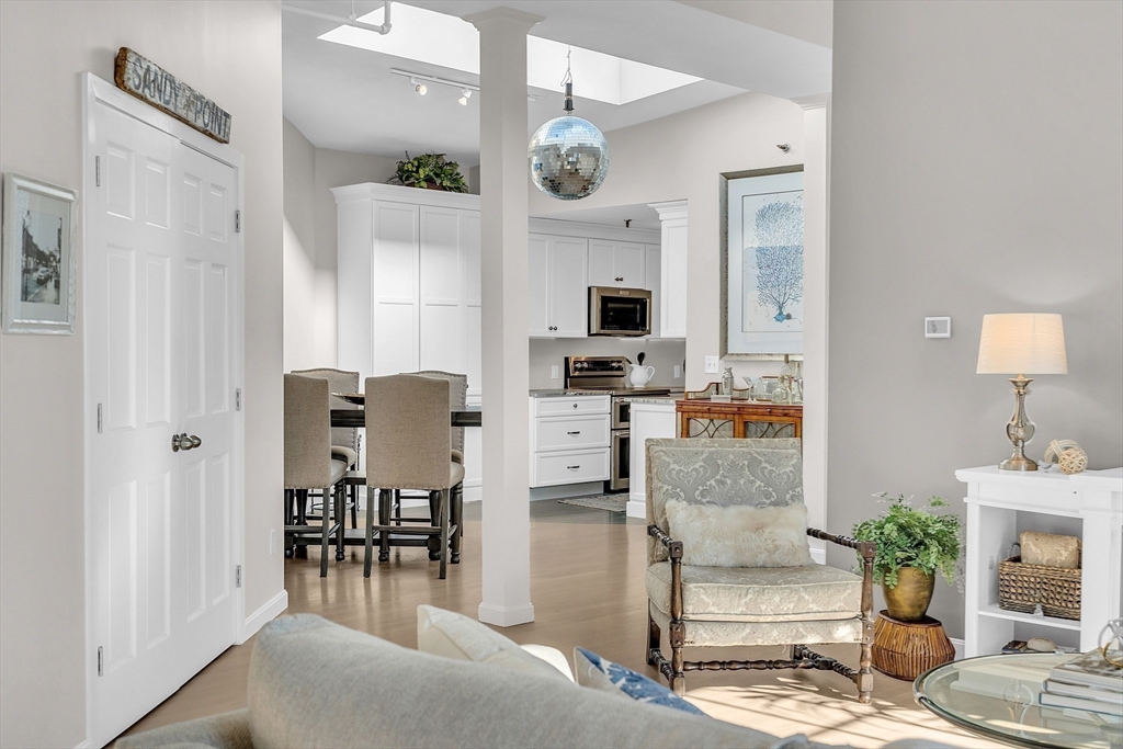 19-23 Pleasant St # 504