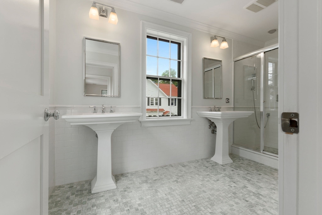 244 High St # 1