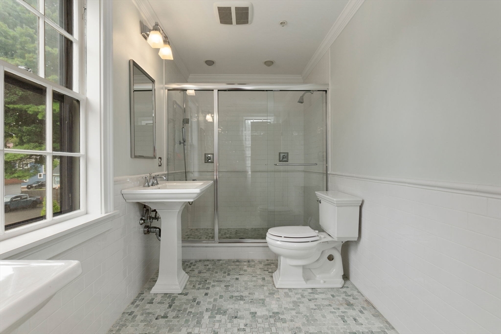 244 High St # 1