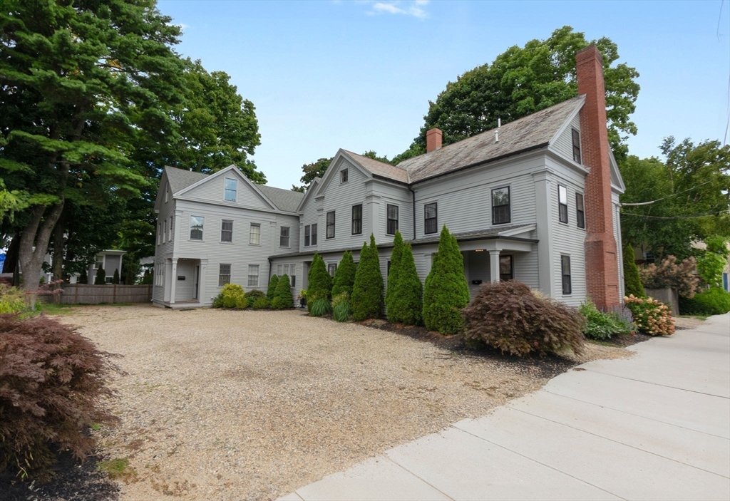 244 High St # 1