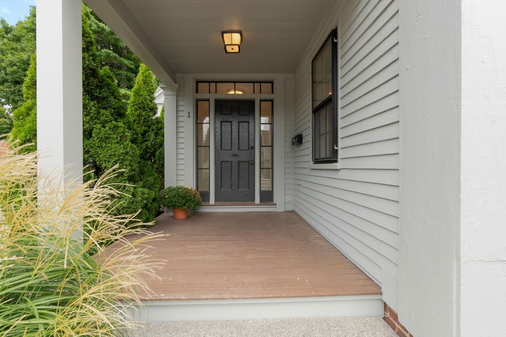 244 High St # 1
