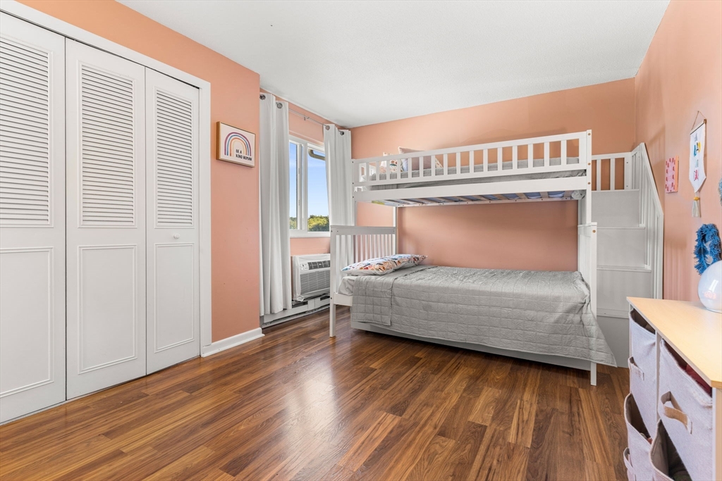 30 Glen Devin St. # 30