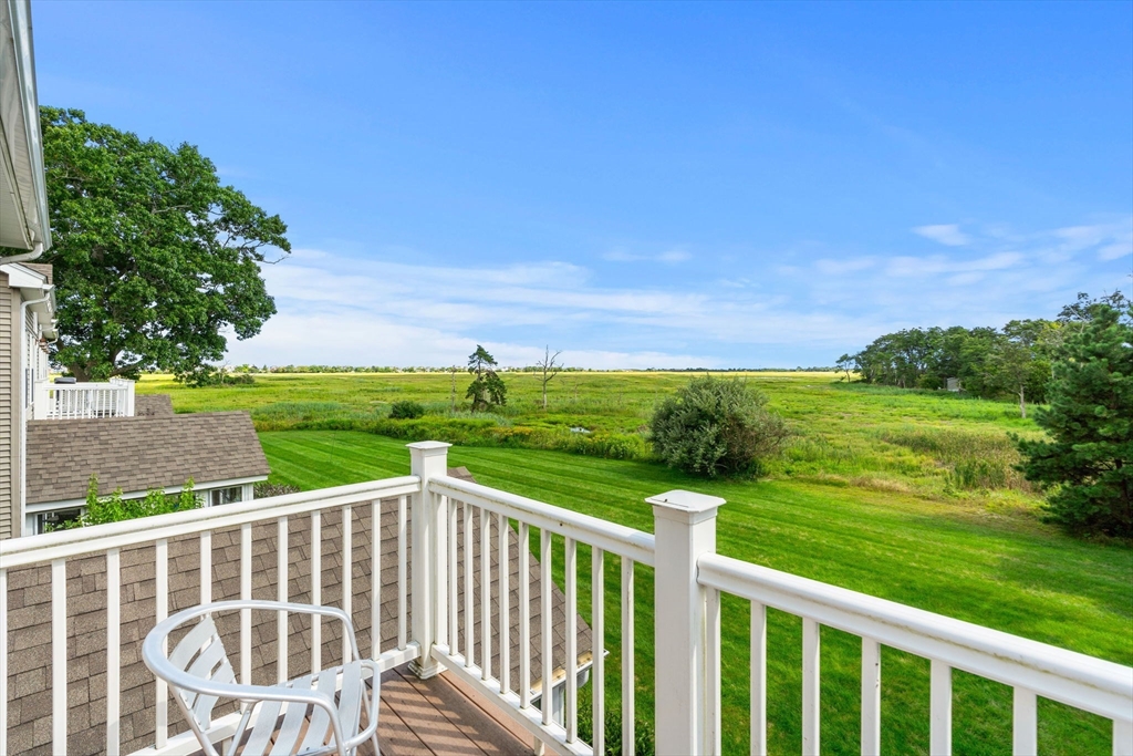170 Beach Rd # 25