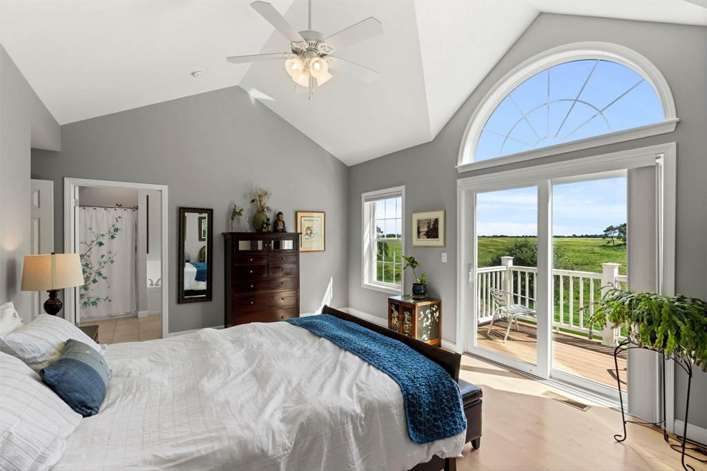 170 Beach Rd # 25