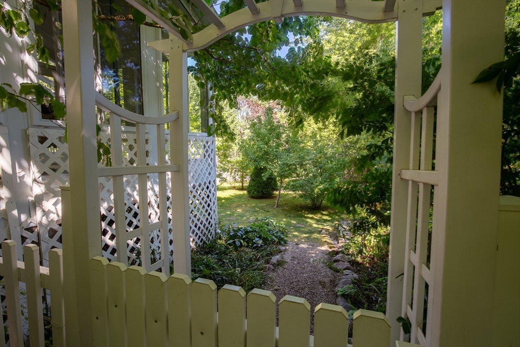 10B Christie Drive # 2
