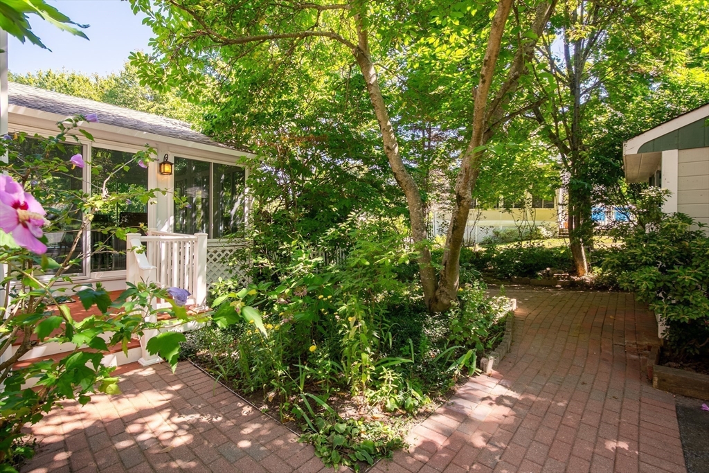 10B Christie Drive # 2